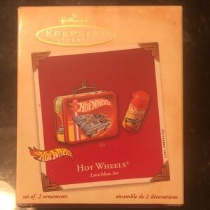 Hallmark Keepsake Hot Wheels Ornament Set - Red and Gold NWOT